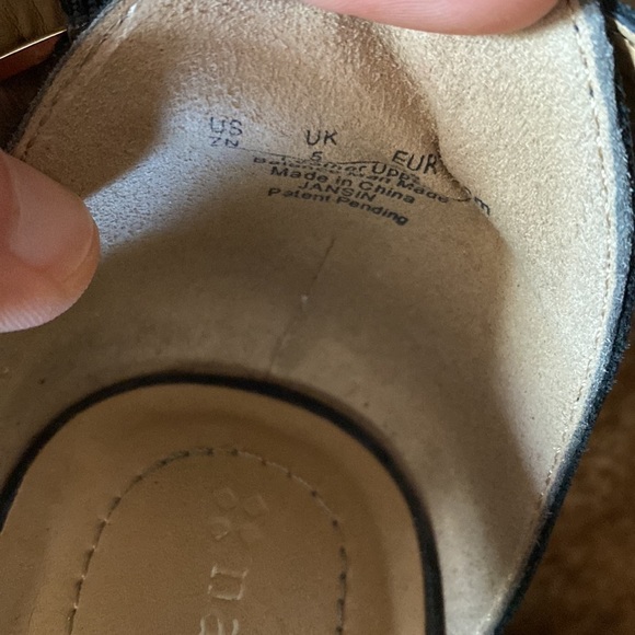 Naturalizer black leather strappy gladiator sandals - Picture 5 of 7